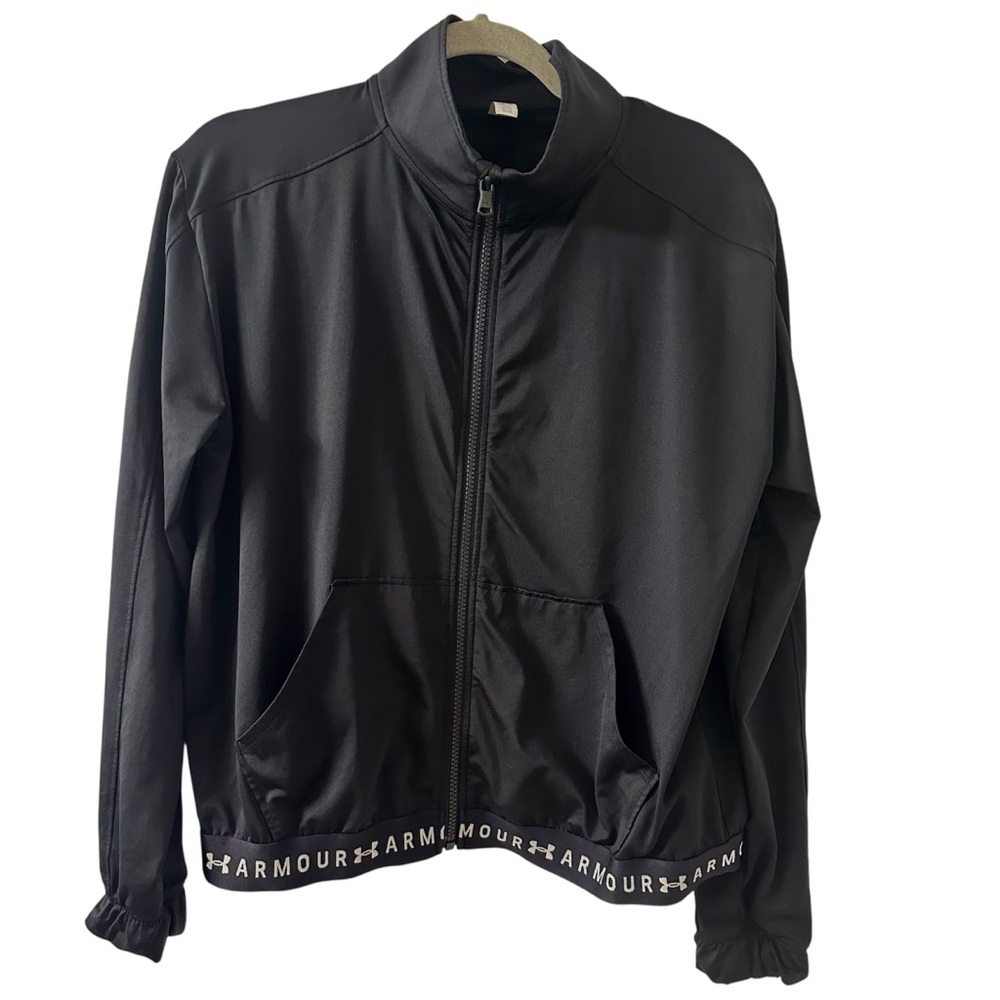 Under Armour Women’s Black ZipUp Lightweight Track Jacket Heat Gear size Medium